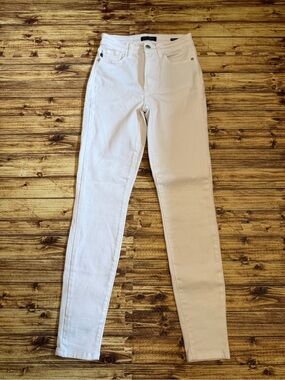 Judy Blue White Skinny Jeans